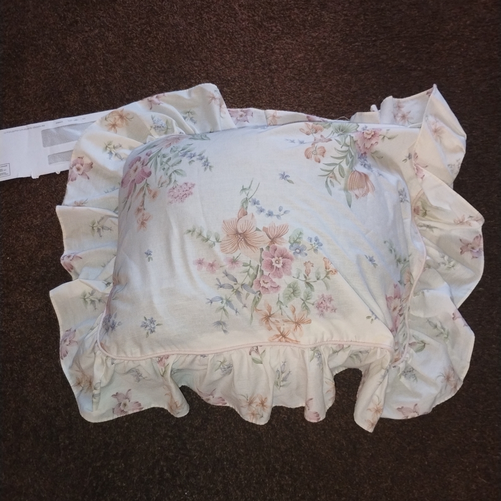Floral Ruffled Pillowcases